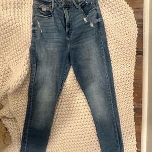 A&F Super high rise skinny jeans